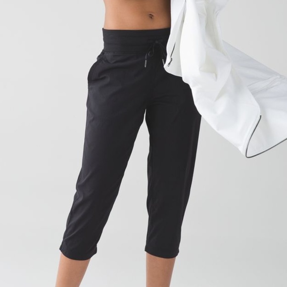 lululemon athletica Pants - Lululemon Studio Crop Black